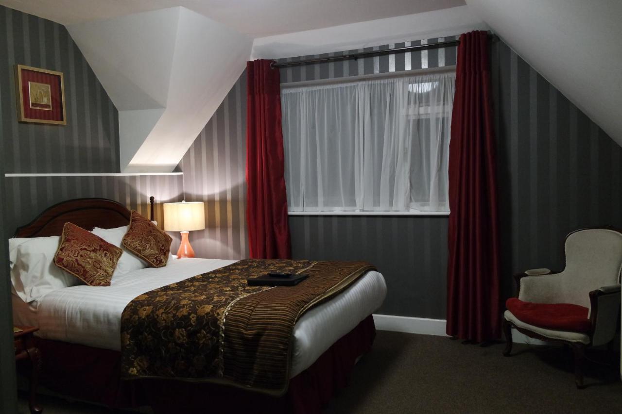 Gable End Hotel 3*